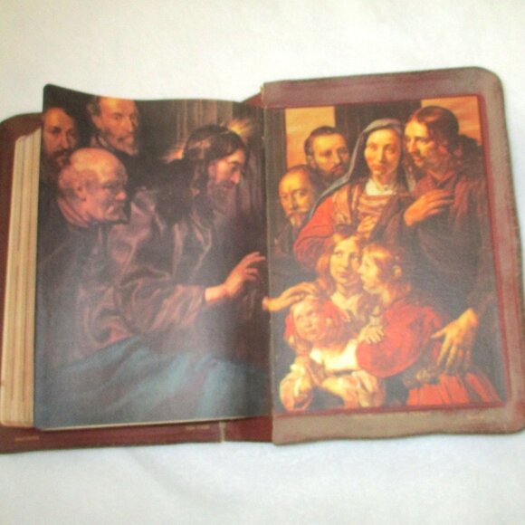 Vintage Holy Bible King James Version Leather Cover 12X8" Illustrated By Old Mas - Picture 11 of 12